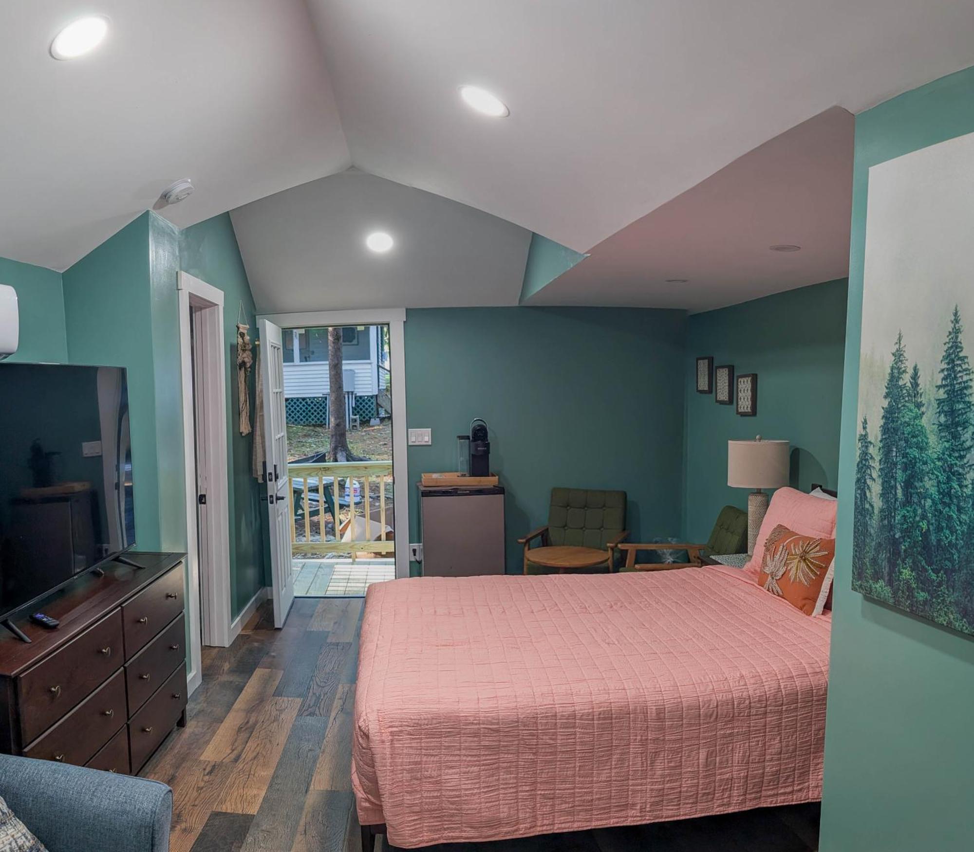 Hinckleys Dreamwood Motel *